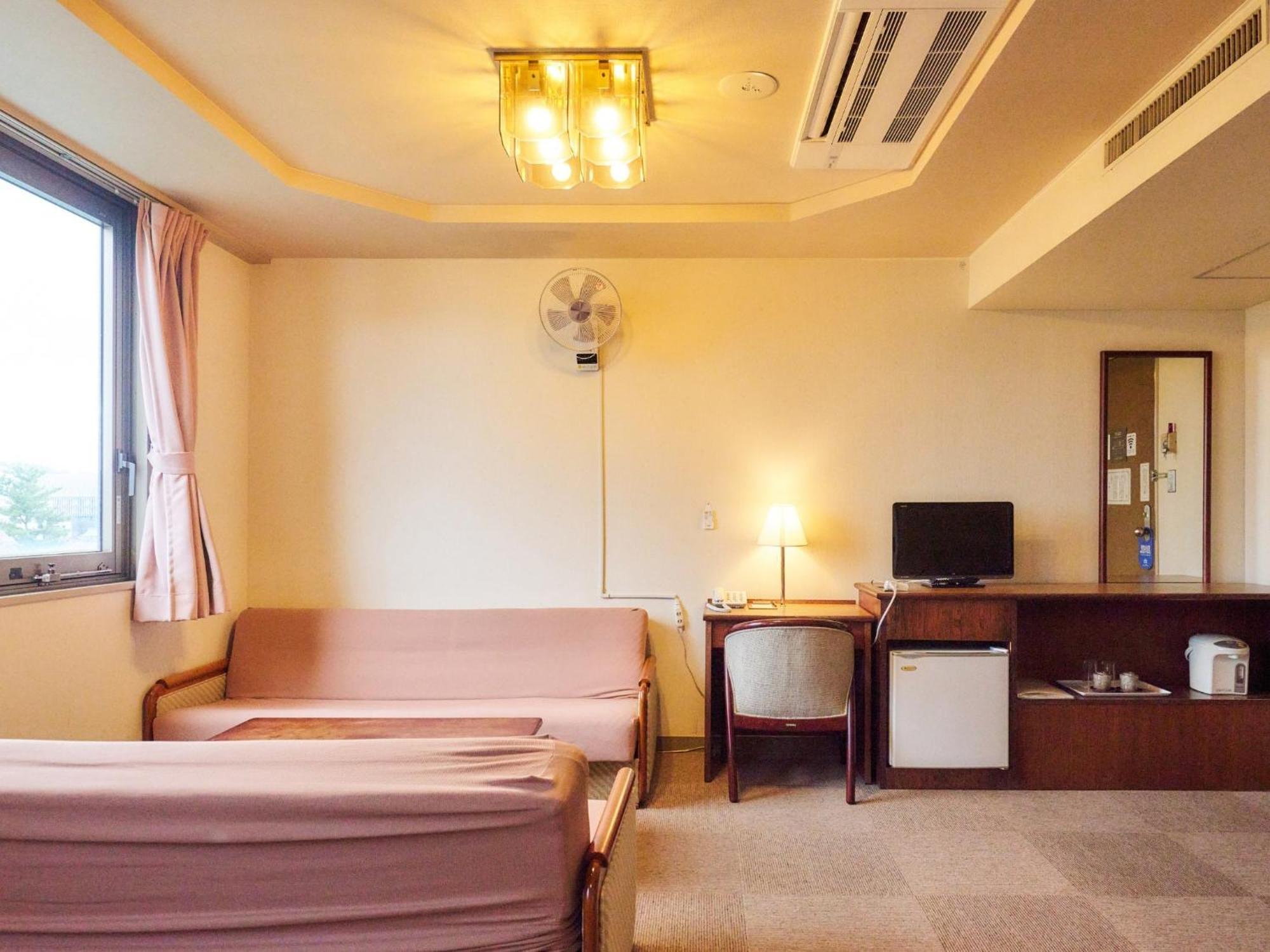 Hotel Fukui Castle - Vacation Stay 58712V Bagian luar foto